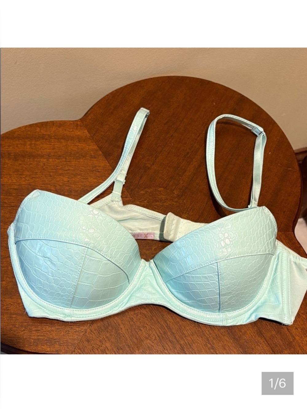 Savage X   Bra   faux leather  Croc imprint  mesh back  mint green 34C
EUC